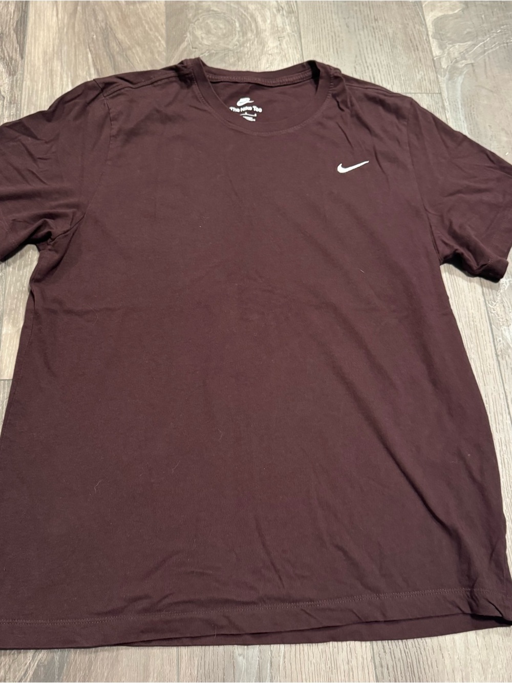 Nike Men's Dark Maroon Short Sleeve Tee with White Swoosh